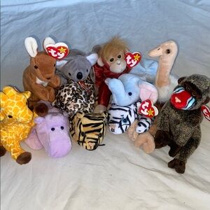Beanie Baby “At the Safari” Pack